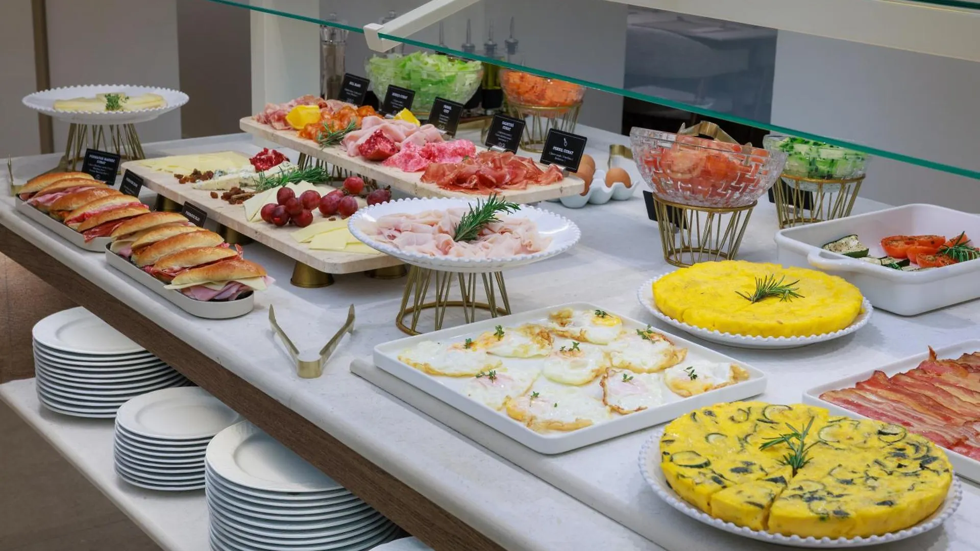 ברצלונה Hotel Medinaceli New Reopening 2025 4*,